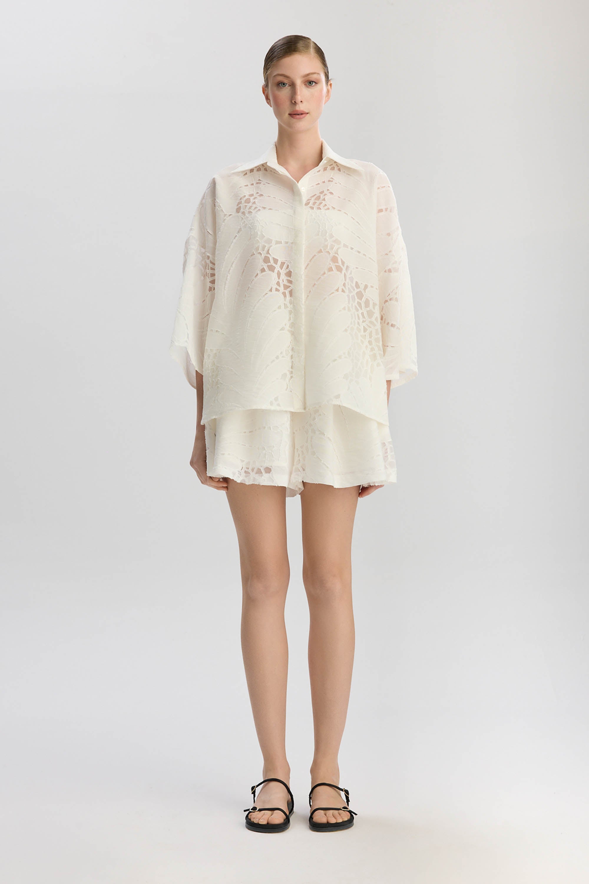 Victoria Oversize Long Fit Shirt - White