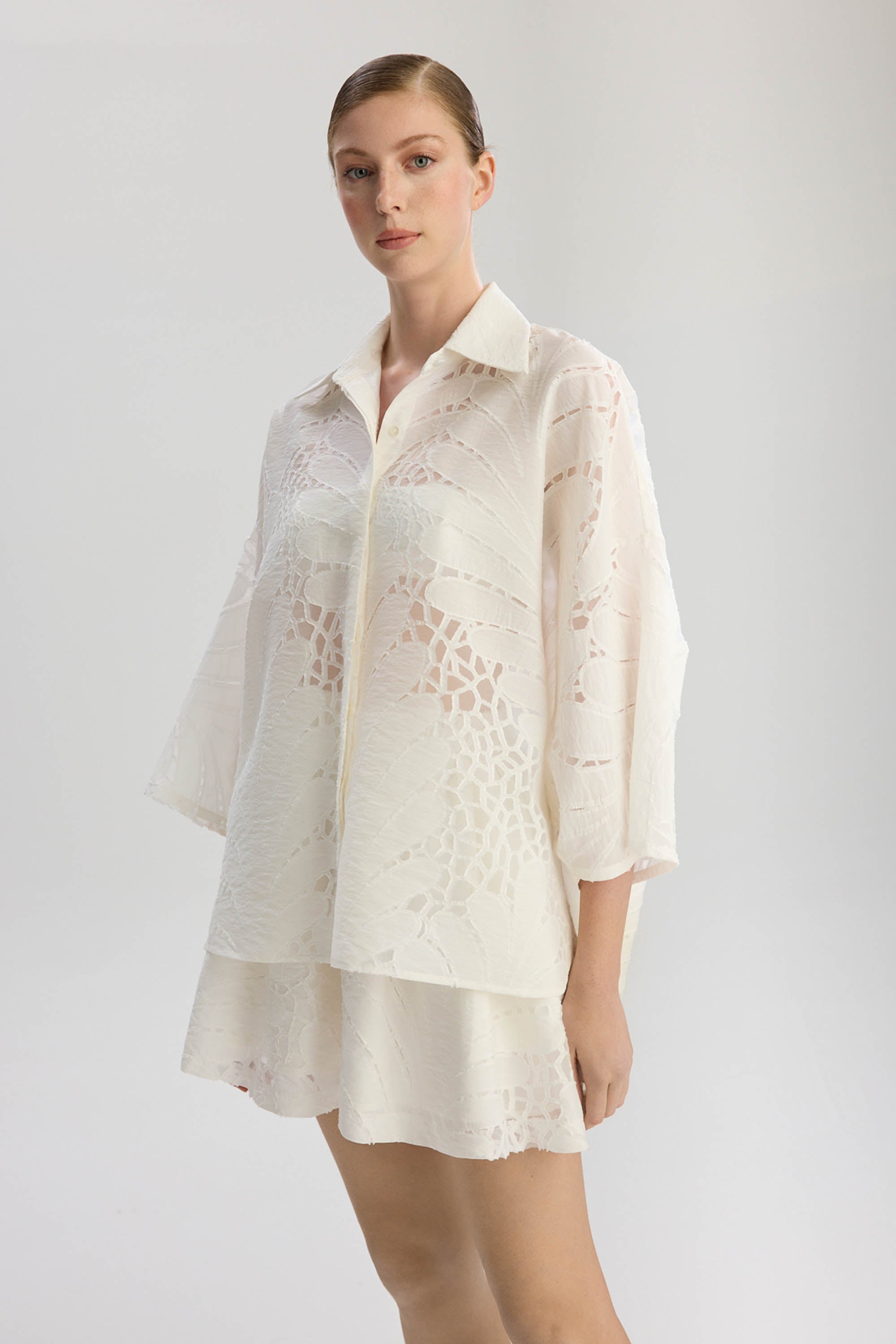 Victoria Oversize Long Fit Shirt - White