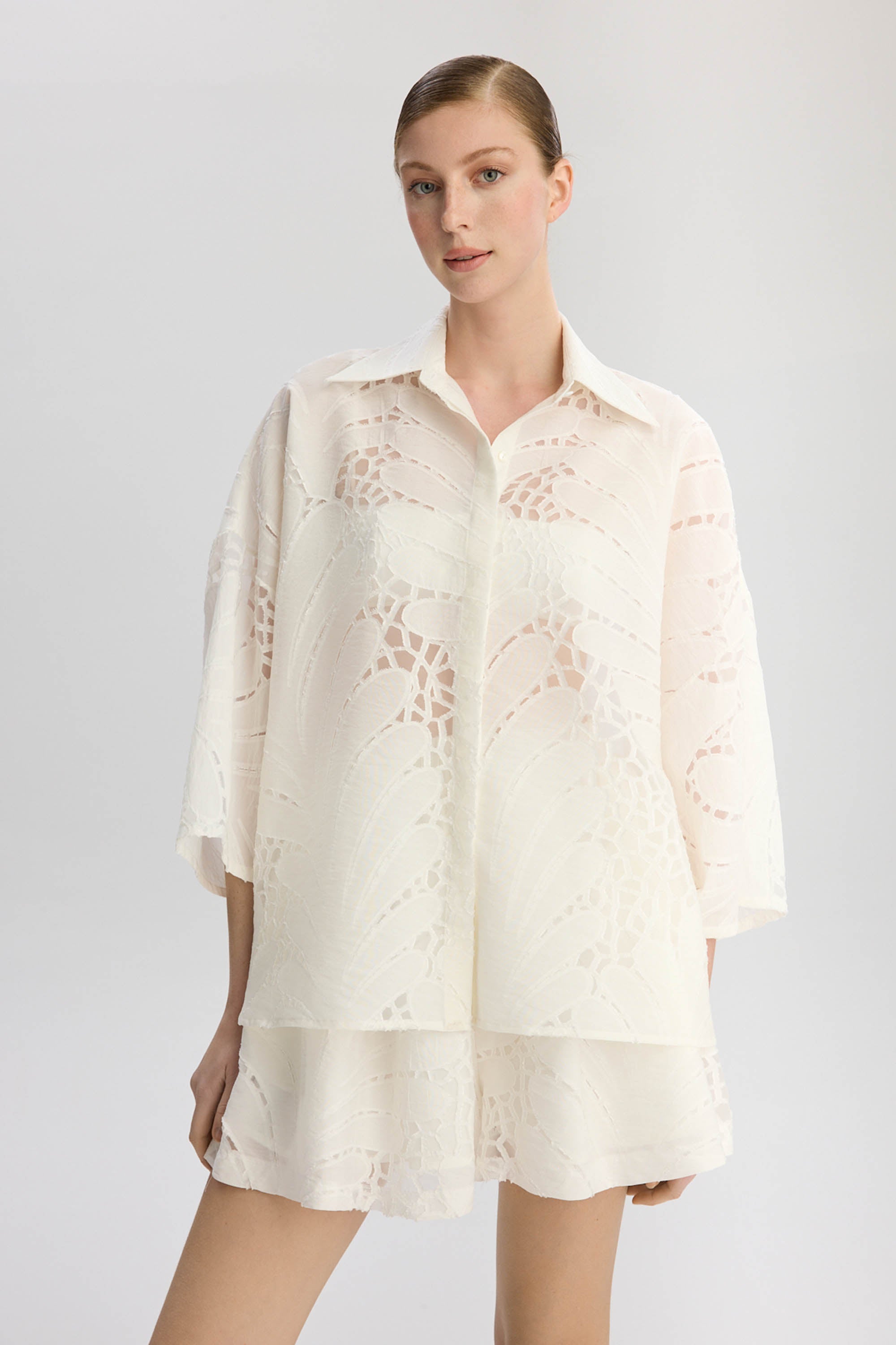 Victoria Oversize Long Fit Shirt - White