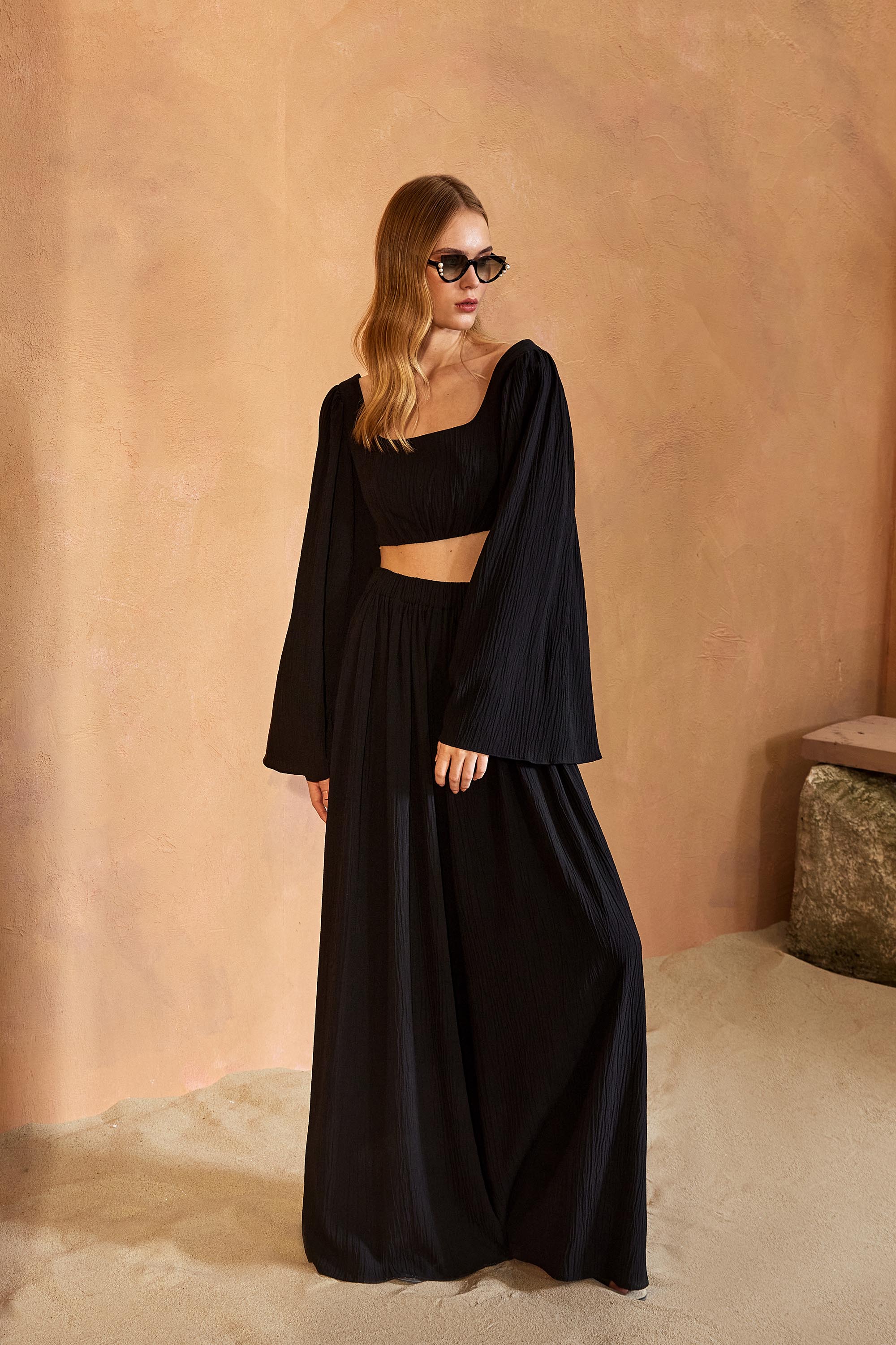 Amalfi Loose Fit Elastic Waist Pants - Black