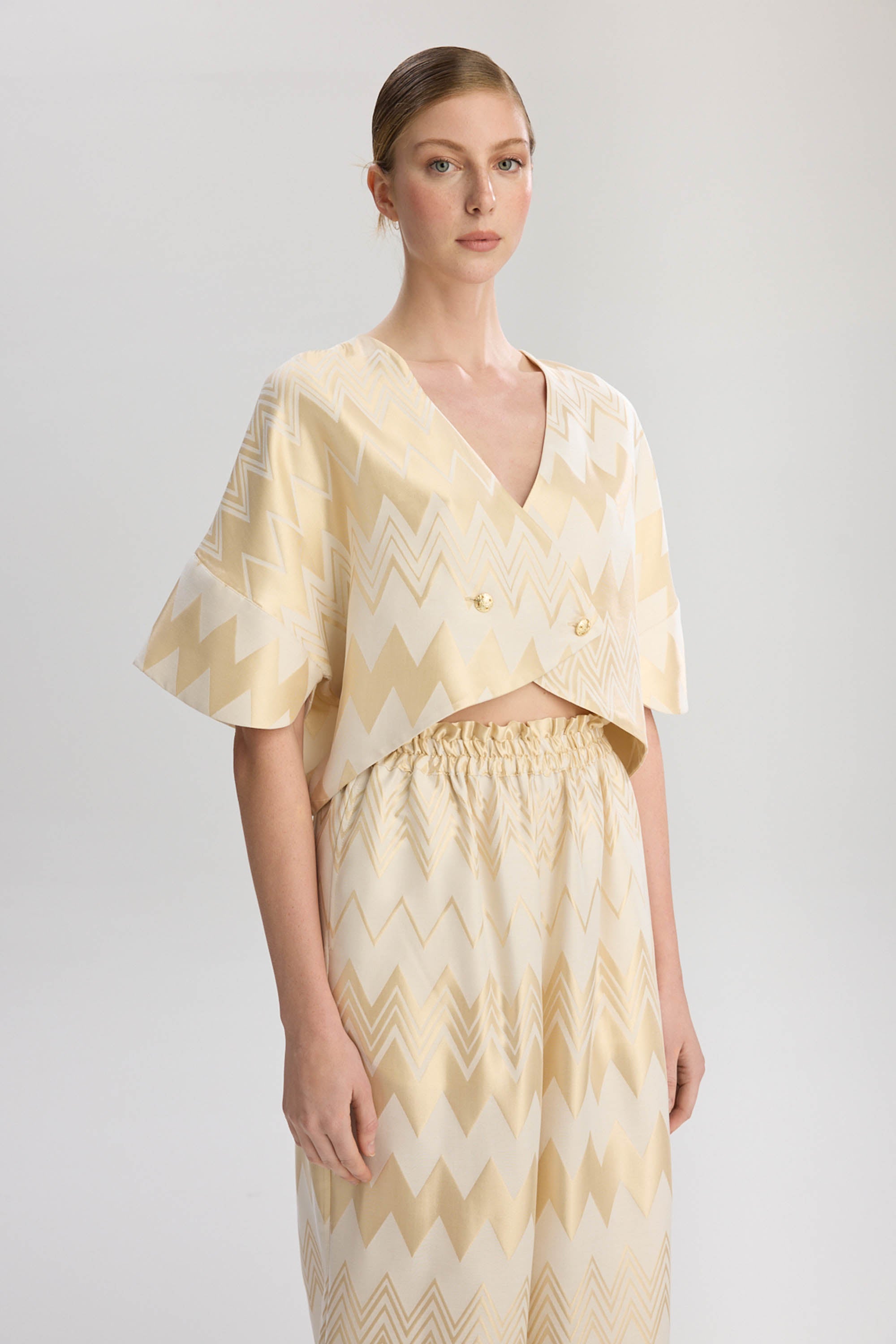 Madrid Short Sleeve Crop Jacket - Gold