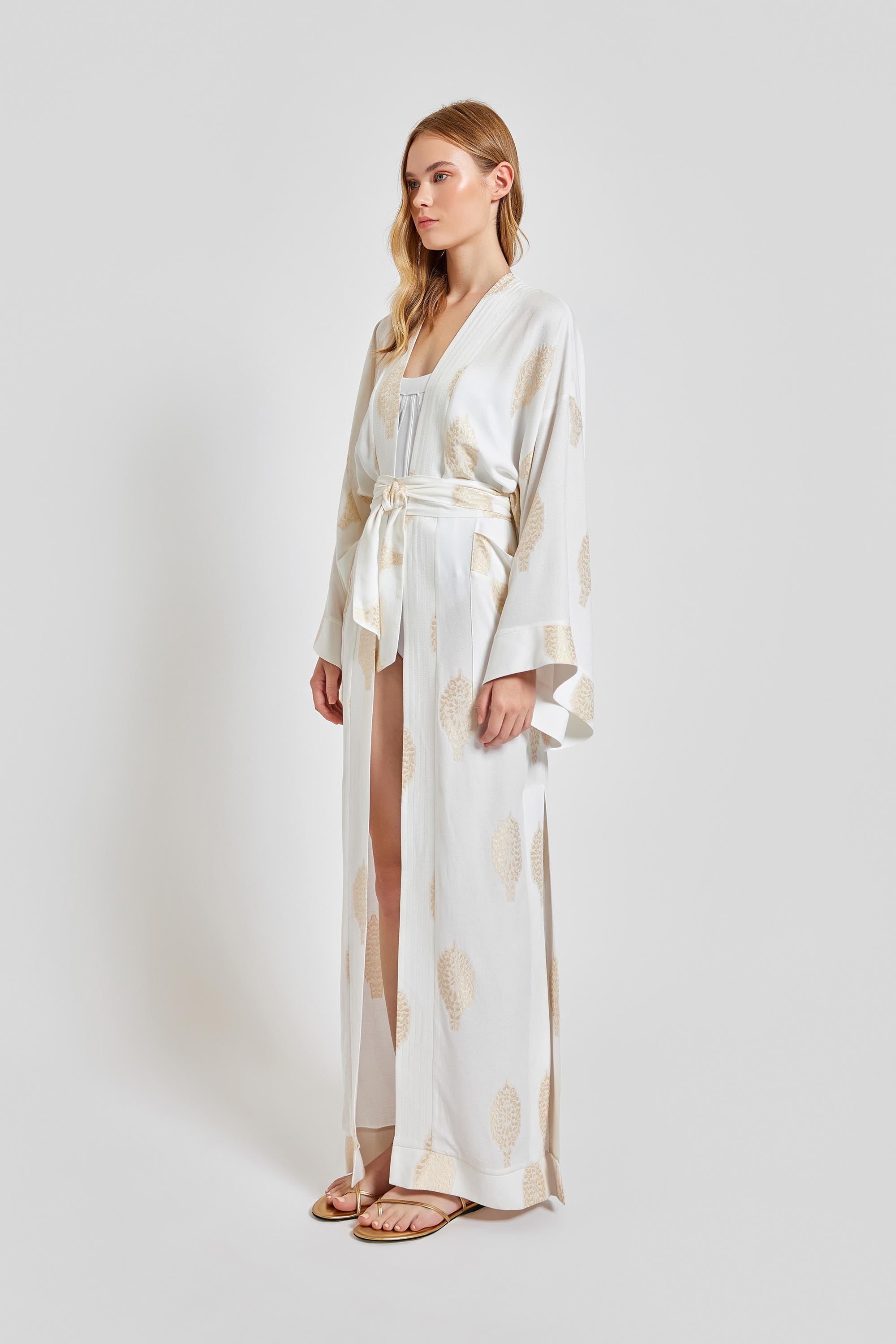 Larissa Long Sleeves Caftan - White