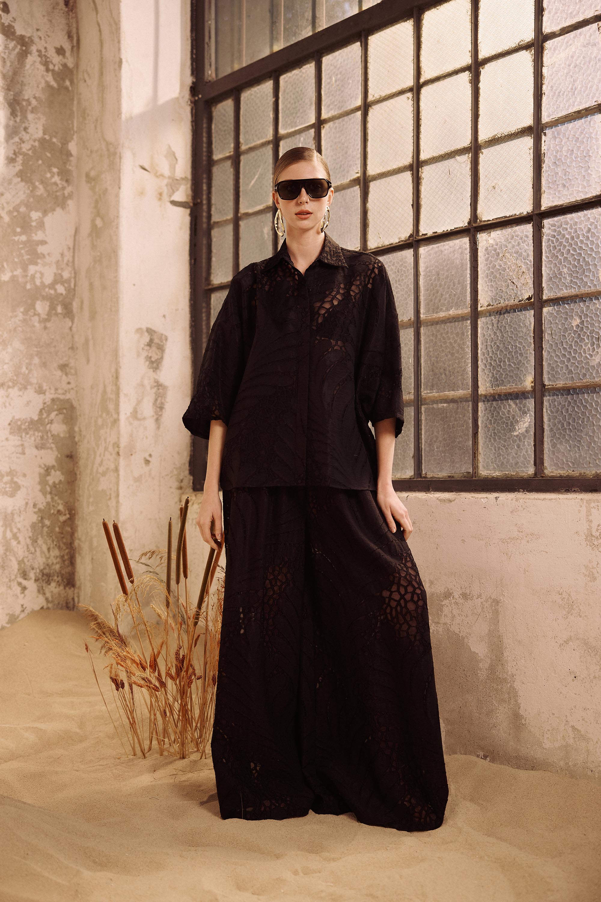 Victoria Oversize Long Shirt - Black